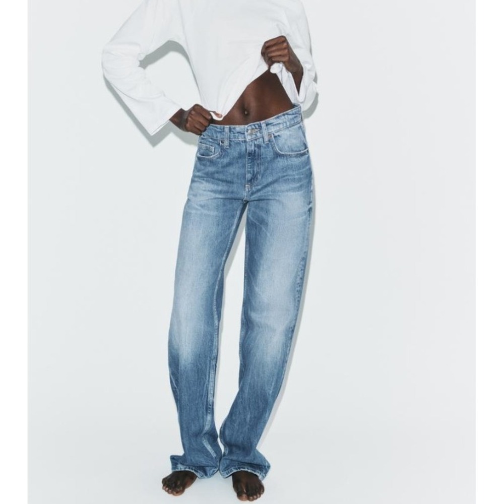Zara TRF High Rise Wide‎ Leg Jeans Medium Wash Blue Size 4 100% Cotton Denim